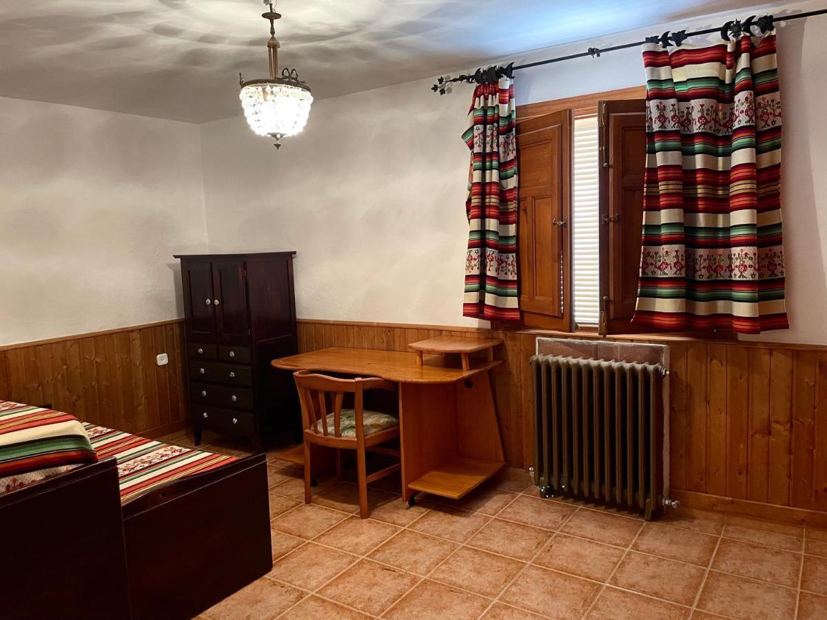 Villa Casa Rural El Alamo à Málaga Extérieur photo